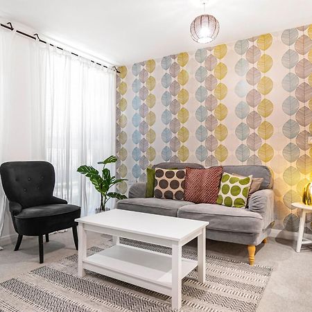 Pass The Keys Modern Tottenham Hale Apartment Perfect For Leisure Londra Exterior foto