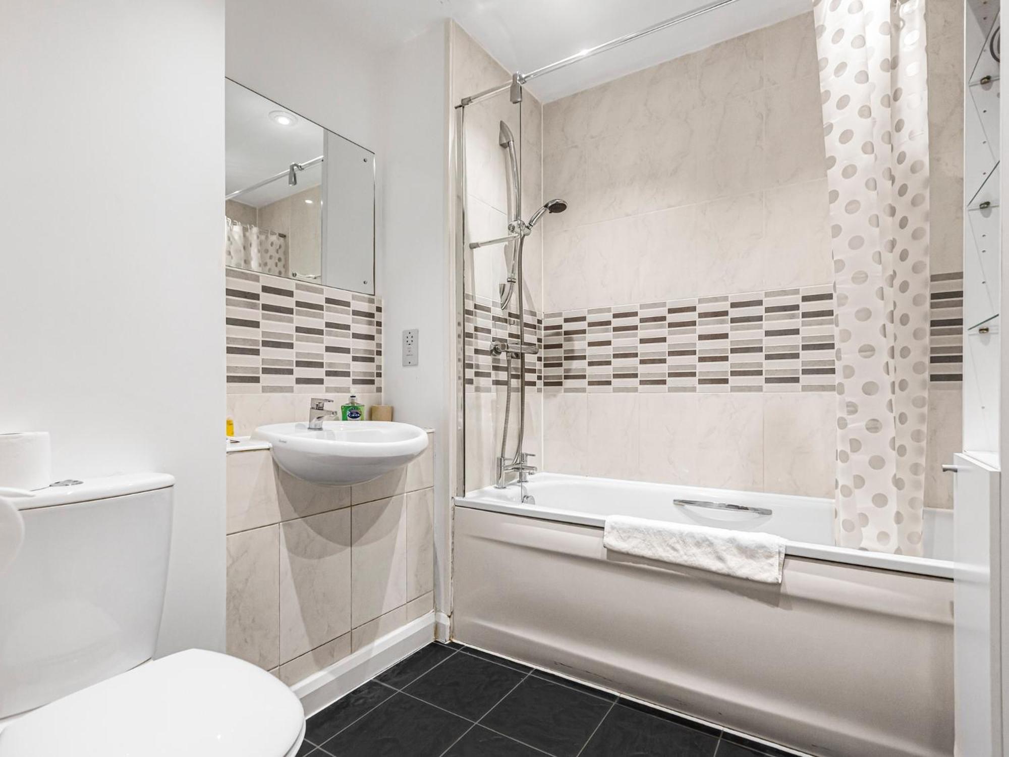 Pass The Keys Modern Tottenham Hale Apartment Perfect For Leisure Londra Exterior foto