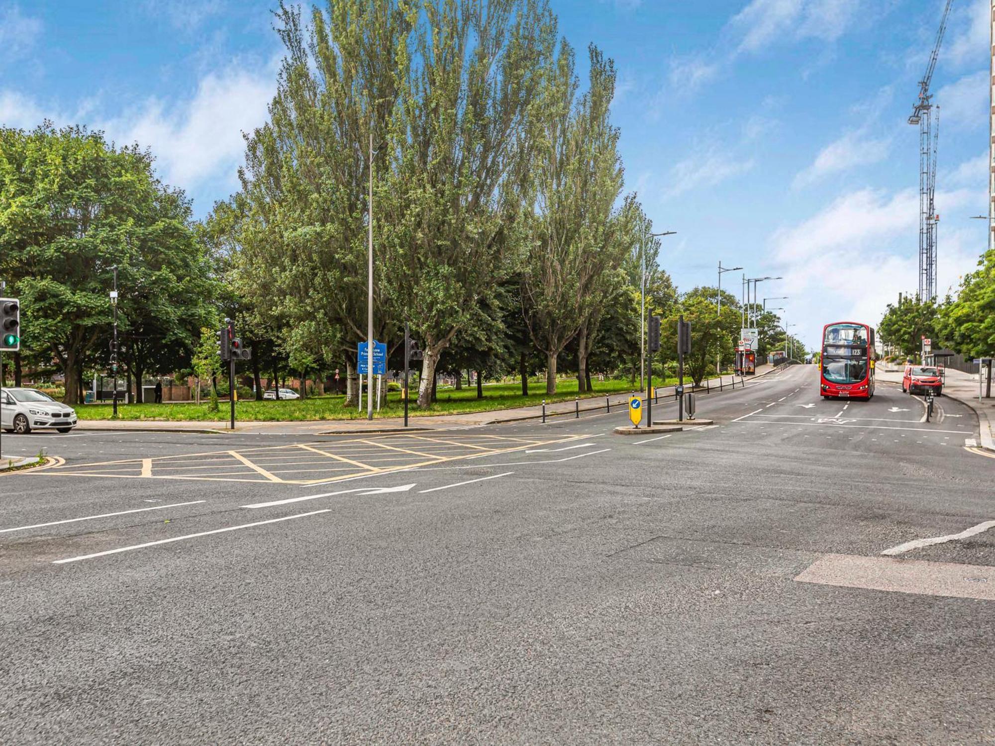 Pass The Keys Modern Tottenham Hale Apartment Perfect For Leisure Londra Exterior foto