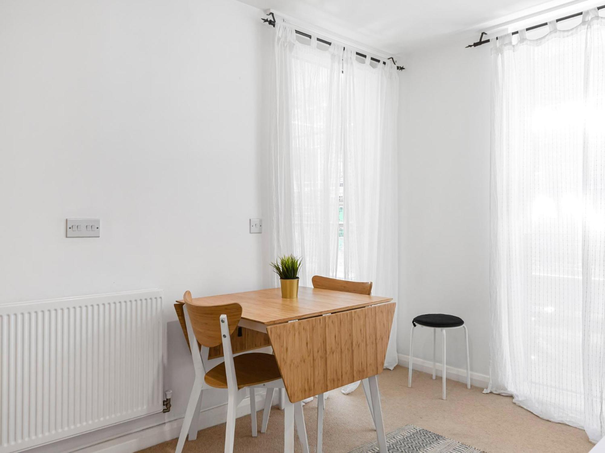 Pass The Keys Modern Tottenham Hale Apartment Perfect For Leisure Londra Exterior foto